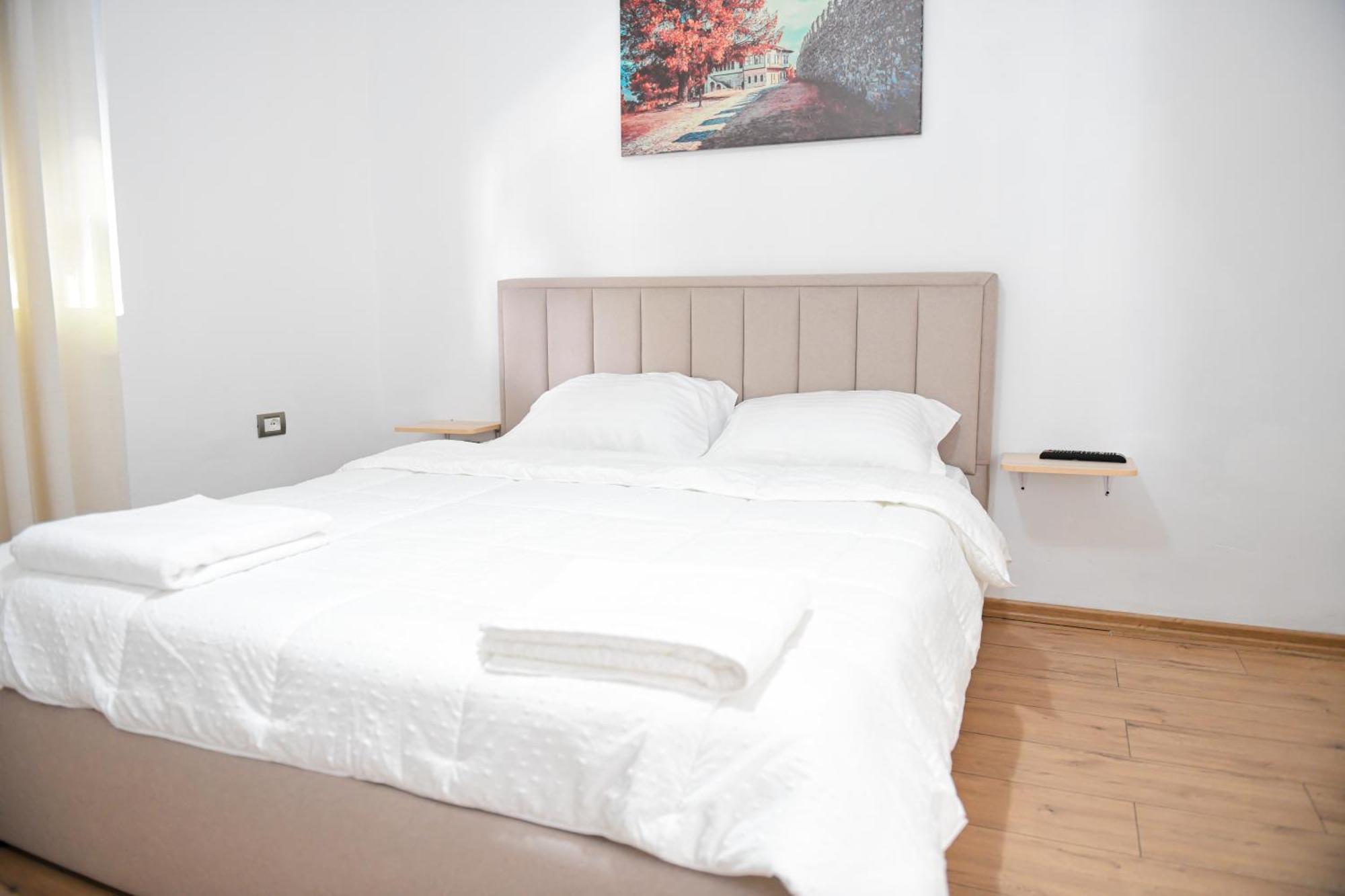 Hotel Villa Edis Berat Extérieur photo