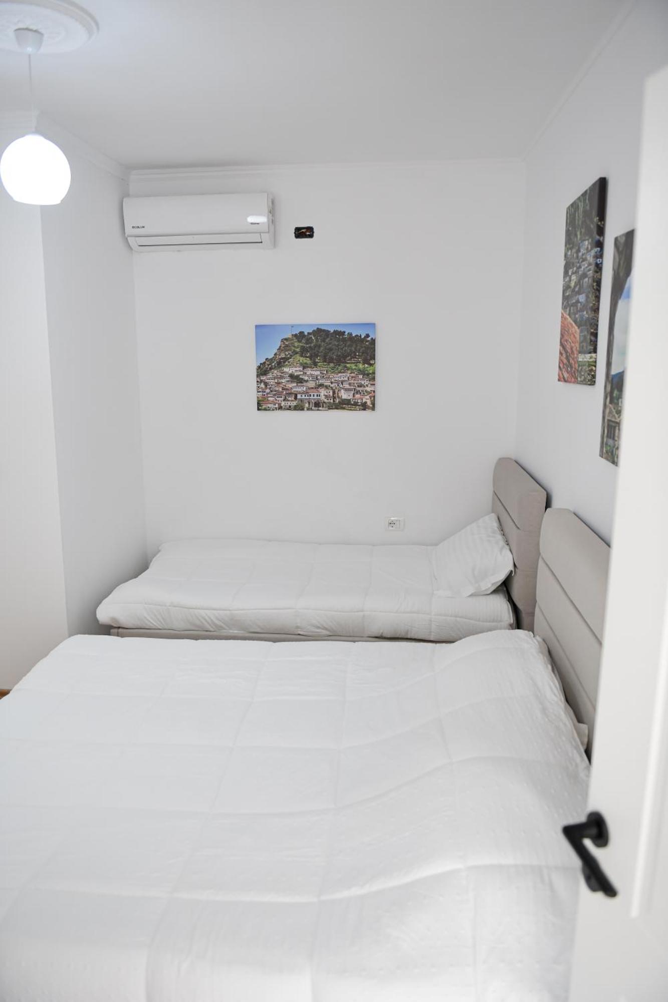 Hotel Villa Edis Berat Extérieur photo